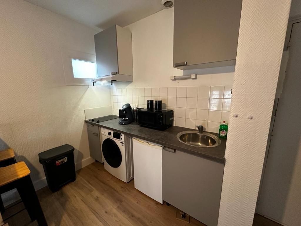 Le Petit Rempart Apartment Niort Bagian luar foto