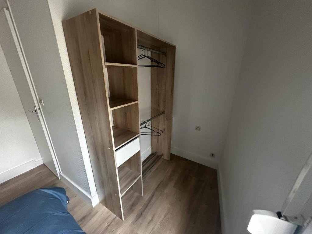 Le Petit Rempart Apartment Niort Bagian luar foto
